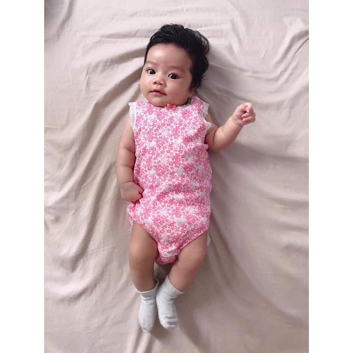 Bodysuit 3 Lỗ Bé Gái HM - Trắng Hoa