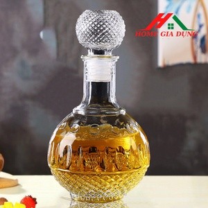 Hcm chai đựng rượu thủy tinh bầu tròn chấm bi 950ml