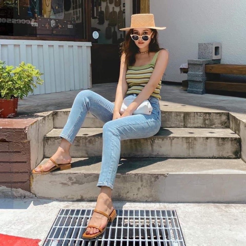 Quần jeans rách ngang gối dáng skinny dài