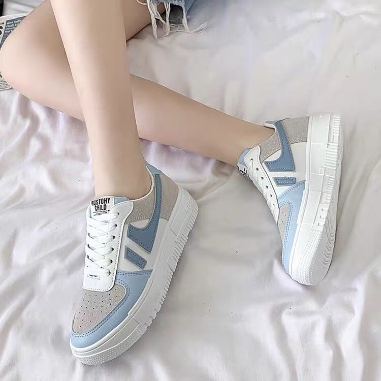 giày thể thao nữ siêu HOT hit 2022 chất liệu da dễ làm sạch đế cao cao su cao 3cm siêu nhẹ siêu êm AICHIRO