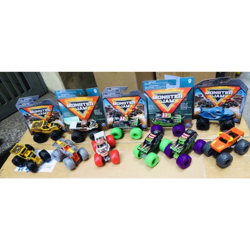 Các xe Monster Jam tỉ lệ 1:70 hãng Spin Master