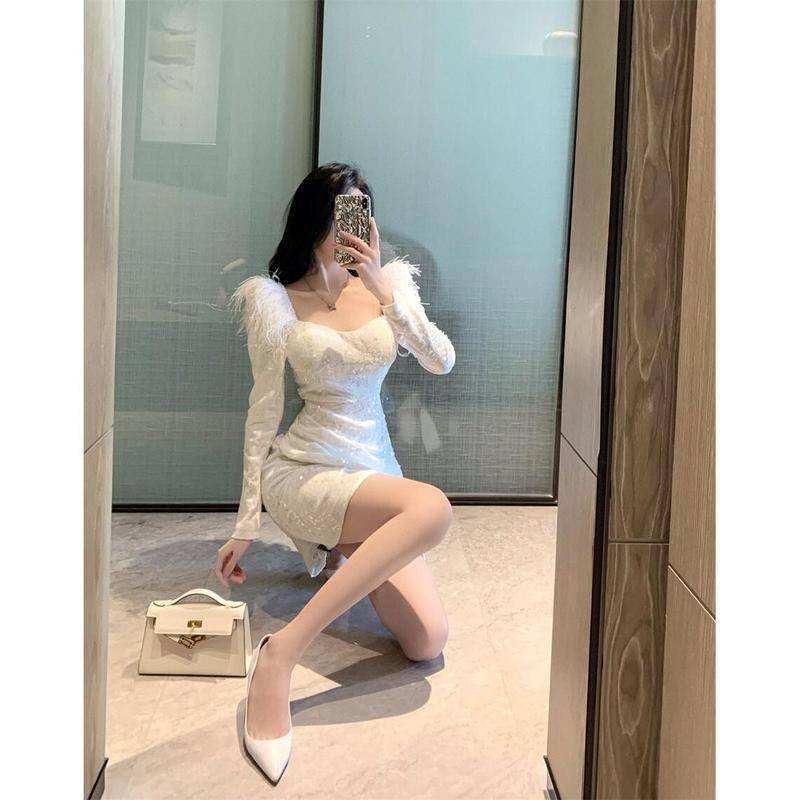 Cổ Vuông Tay Phồng Không Quy Tắc Sequins Lông Vũ Trang Trí Nhung Ôm Dáng Váy Liền Tôn Dáng Nữ
