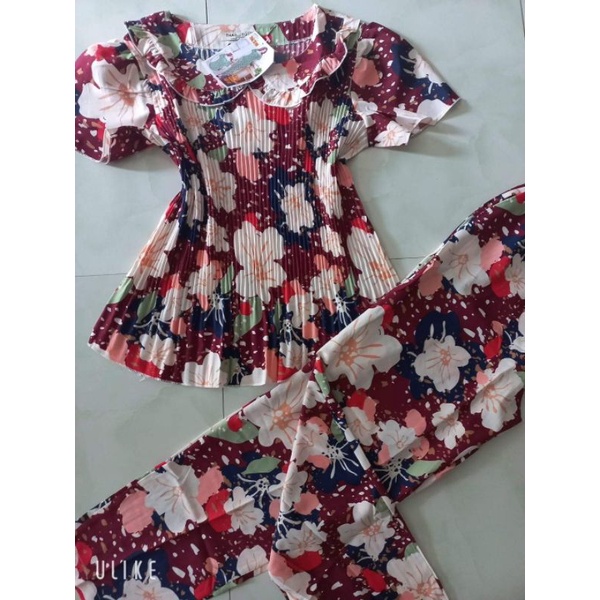 Combo 4 bộ đồ bộ tiểu thư 260.000.
