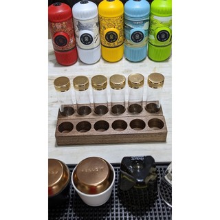 Bộ đế gỗ + ống đựng hạt cà phê