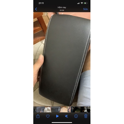 Hộp tì tay kết hợp cửa gió điều hoà cho hàng ghế sau ô tô hyundai i10