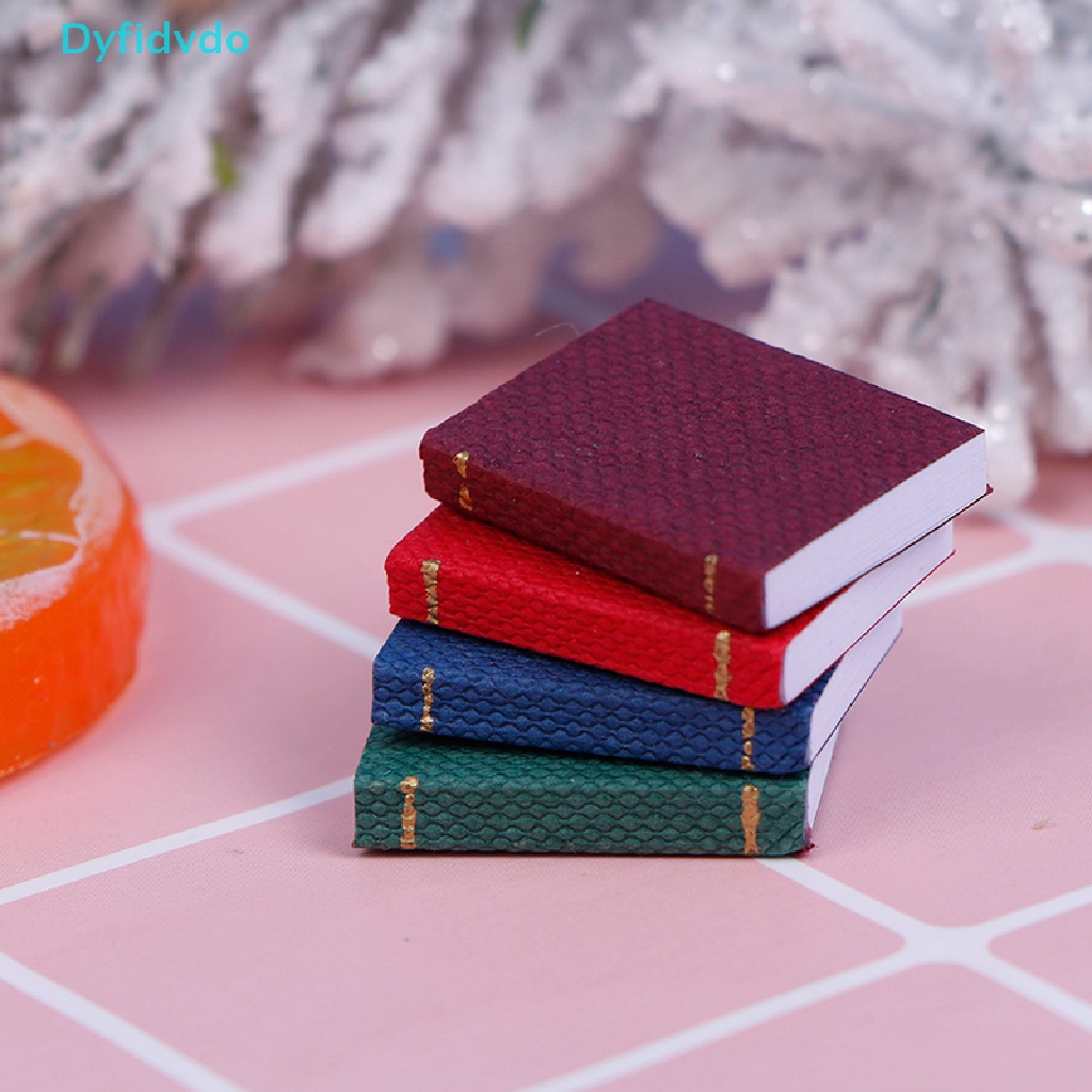 Set 4 Mô Hình Cuốn Sách Mini Tỉ Lệ 1 / 12 Dùng Để Trang Trí Nhà Búp Bê dvdo