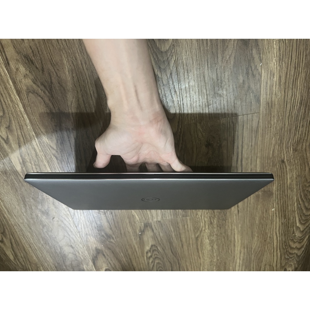 Dell Precision 5520 Xeon E3-1505M RAM 32GB  QUADPRO M1200 4G 15.6 Inch FHD IPS