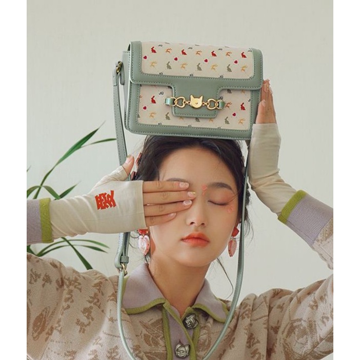 Túi đeo chéo nữ Just Star thời trang năng động ViAnh Store 172682 khóa charm mèo