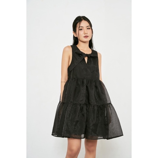 đầm babydoll Dottie màu đen dáng phồng
