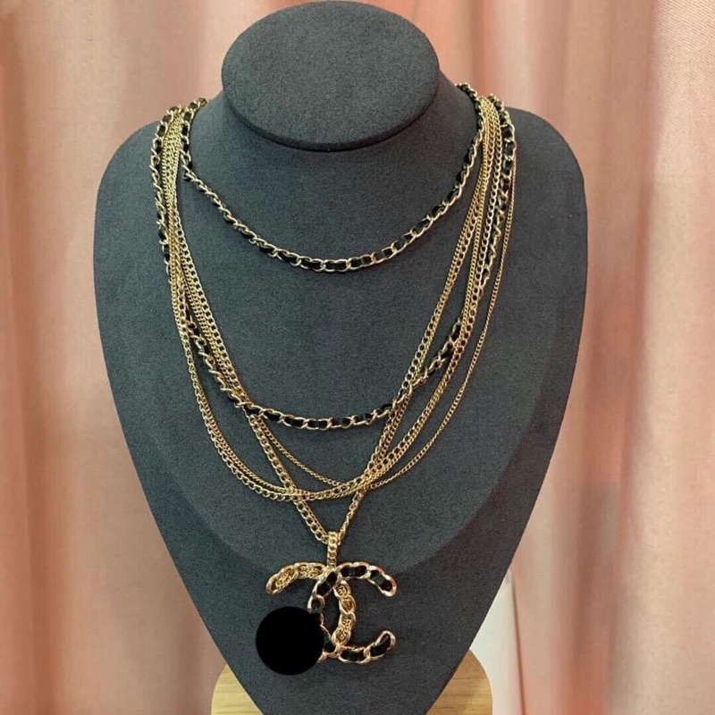 Vòng cổ xiu cấp