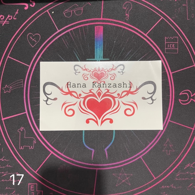 Ảnh thật_Hình dán Succubus tạm thời được chọn hình :"3