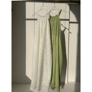 [I am] - Đầm cổ yếm lưng cột nơ - CLOUDY DRESS