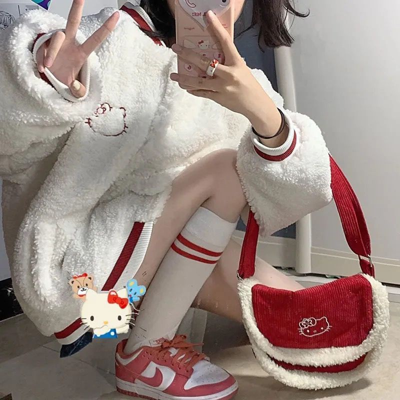 ☮Áo Khoác Lông Cừu Nhật Bản☮Áo Khoác Bóng Chày Nữ Thêu Hình Hello Kitty Bằng Lông Cừu Phong Cách Nhật Bản