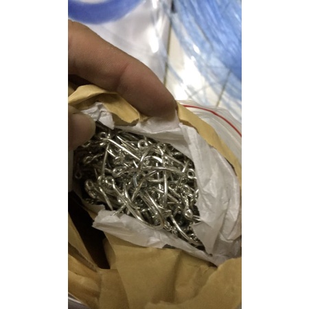 1 hop 50 lưỡi bạc nhật cao cấp. hàng thép dày 1li8 tải 38kg tĩnh