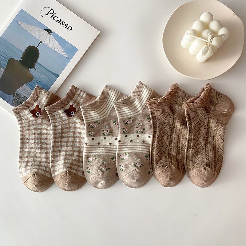 Tất nữ cổ ngắn họa tiết dễ thương, phong cách vintage, chất liệu thoáng mát, thấm hút mồ hôi