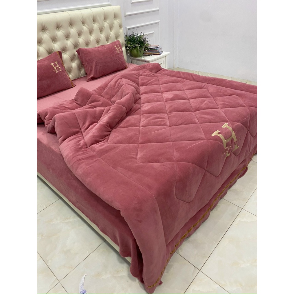 Bộ Chăn Ga Gối Nỉ Nhung HIZUN Thêu Chữ H Sang Trọng