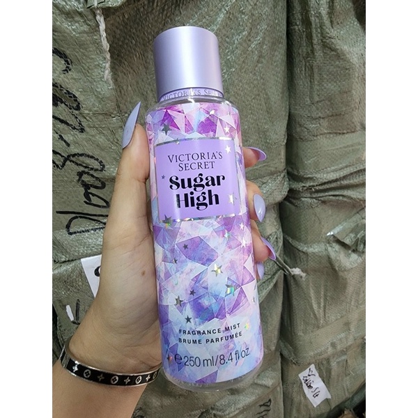 Body Mist nước hoa xịt khử mùi toàn thân 250ml VS