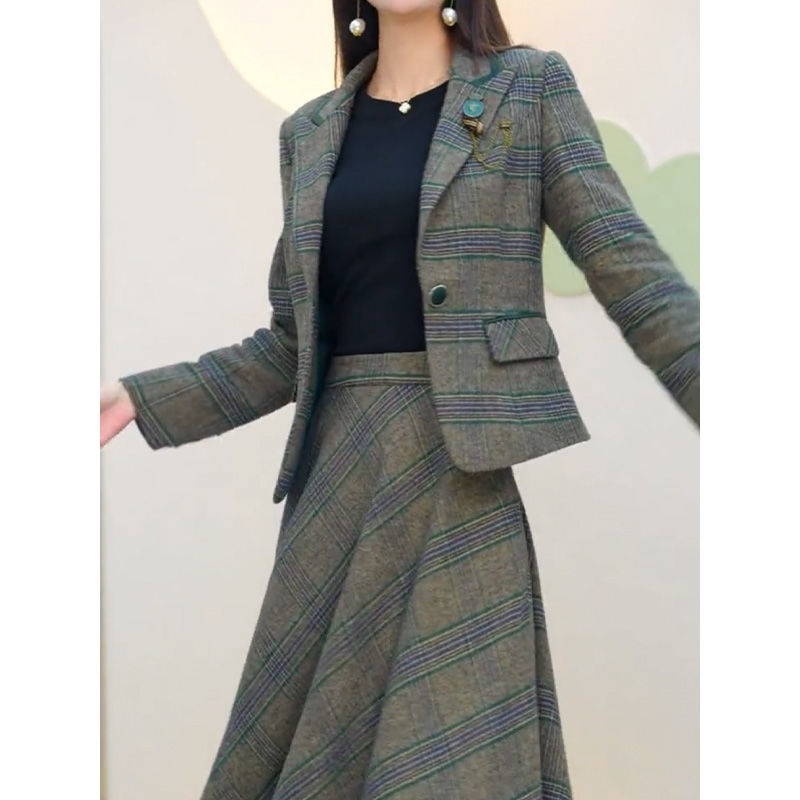 Bộ Áo Tay Dài + Chân Váy Sọc Ca Rô Thời Trang Hàn Quốc 2022 Cho Mẹ Bầu