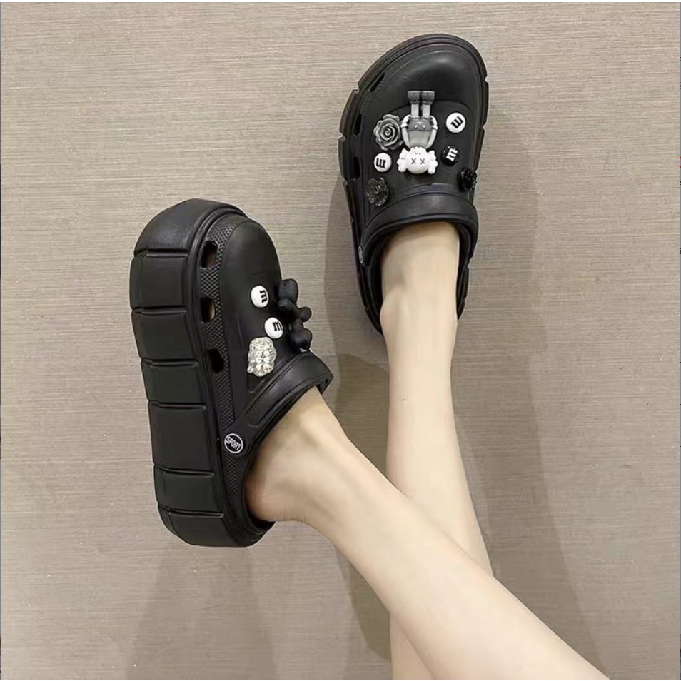 [HCM] Dép Sục Crosss Nữ Đế Cao 6cm Tặng Kèm Stick Lạc Đà (chọn tăng 1 size)