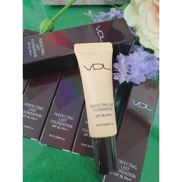 KEM NỀN TRANG ĐIỂM TUÝP 5ml