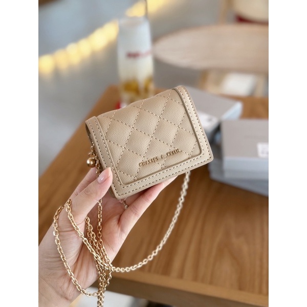Ví mini da hạt dáng vuông kèm xích đeo chéo