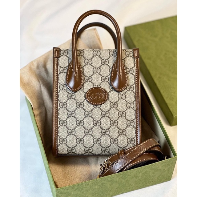 Túi xách nữ Gucci GC Tote mini dáng đứng
