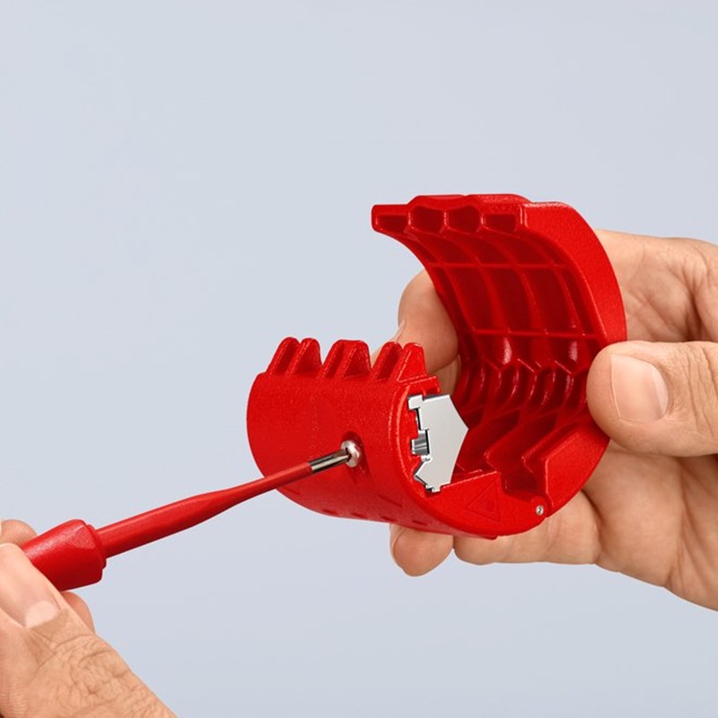 Kéo cắt ống nhựa  PVC / PU / PP / PE. Máy cắt ống nhựa  PVC / PU / PP / PE cầm tay