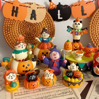 Mô hình mèo chủ đề Halloween 2022