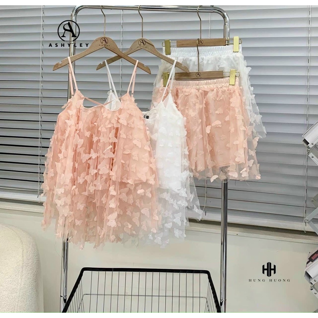 Set voan cho nữ mặc đi chơi, áo hai dây có tăng đưa, có lớp lót, phần ngực áo xẻ giọt nước quần short siêu quyến rũ