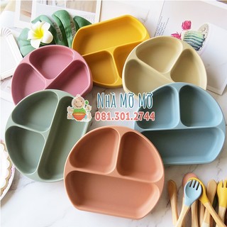 Khay Ăn dặm Silicon Có Đế Hít Chống Trượt Khay Silicon Chống Đổ Khay 3 Ngăn Cho Bé - Nhà Mỡ Mỡ
