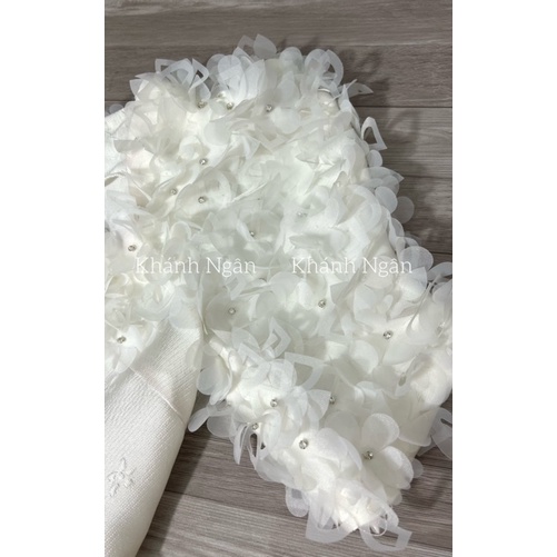 Áo dài Khổng Tước tay bồng hoa đính kết thủ công