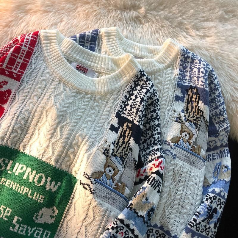 Áo len dài tay hai màu, hoạ tiết gấu giáng sinh