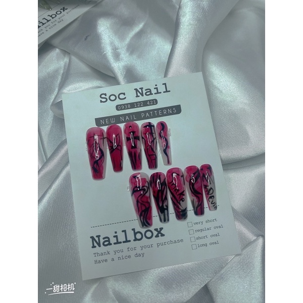 Móng úp  cá tính đẹp độc lạ