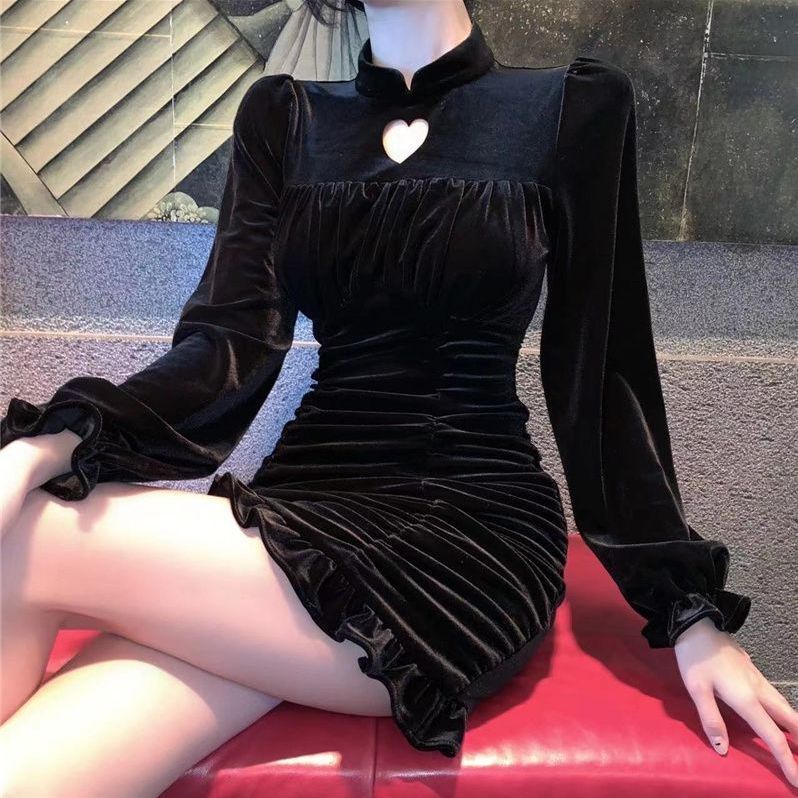 Đầm Dáng Ôm Xếp Ly Họa Tiết Trái Tim Thời Trang Mùa Thu Cho Nữ