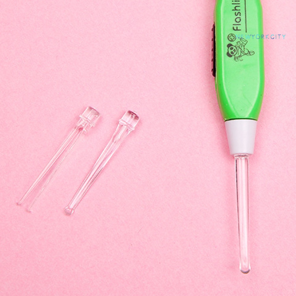 1 Dụng Cụ Lấy Ráy Tai Có Đèn Pin LED Với 3 Đầu Thay Thế