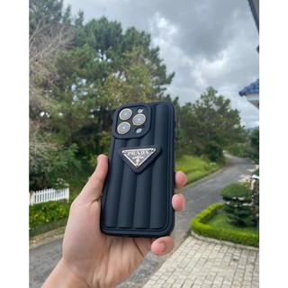 ỐP LƯNG PRADA ĐEN