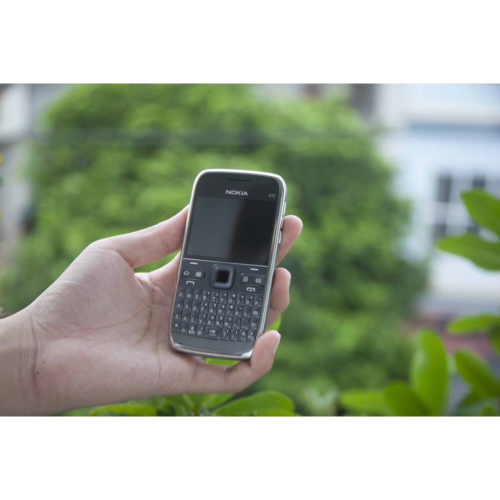 ĐIỆN THOẠI Nokia E72 Chính Hãng Kèm Pin Và Sạc BẢO HÀNH 3 THÁNG