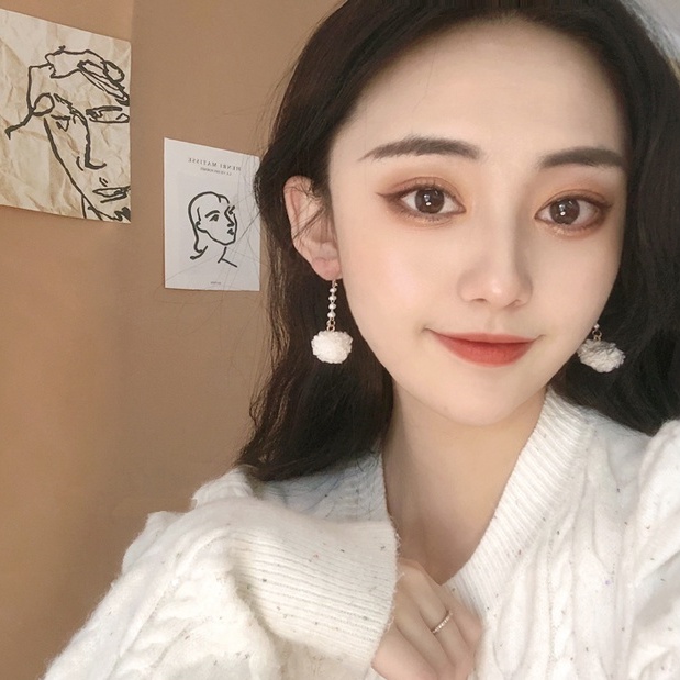 Khuyên tai kẹp không bấm lỗ chốt cố định K264 bằng hợp kim mạ bạc hình trái tim gắn bông bigsize dáng dài Leous