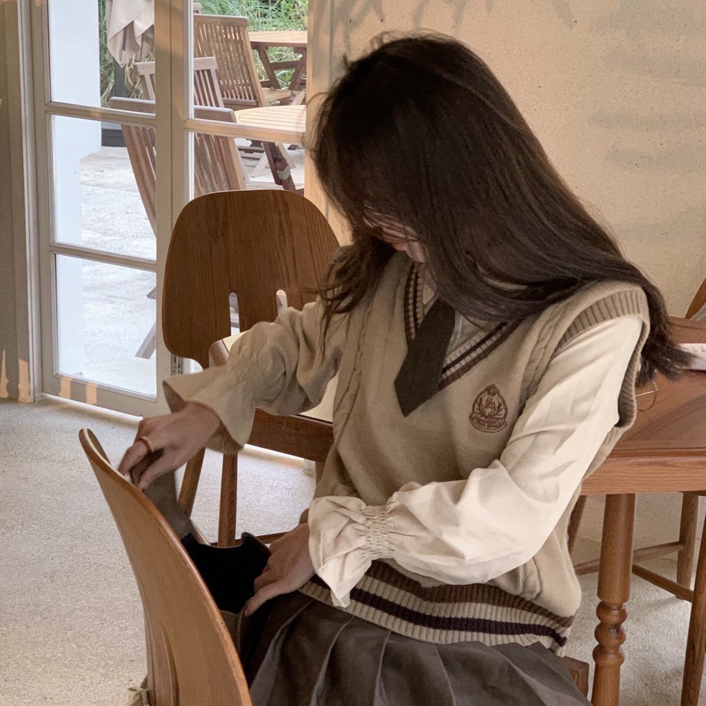 Set Áo Len Không Tay + Áo Sơ Mi + Chân Váy Xếp Ly Thời Trang Dành Cho Nữ