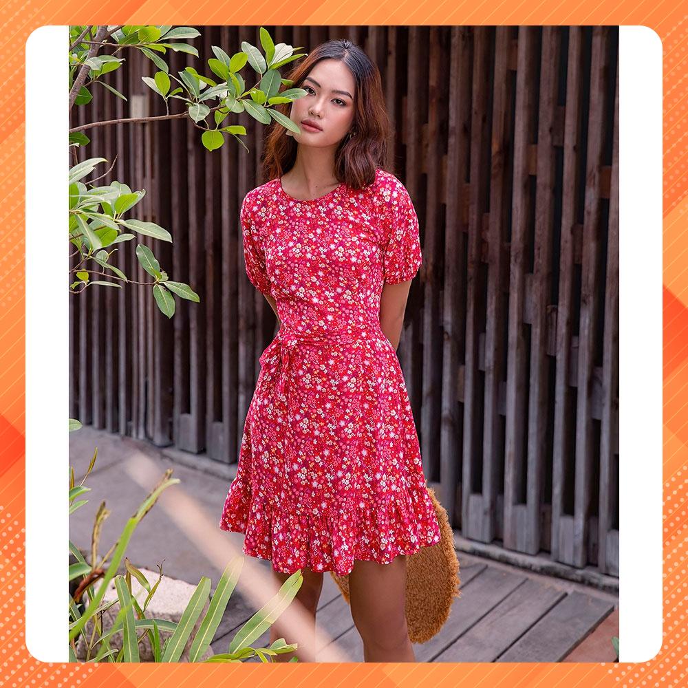 Đầm mini phối bèo YV LE &amp; CO vải viscose cao cấp màu đỏ hoa nhí nữ tính nổi bật