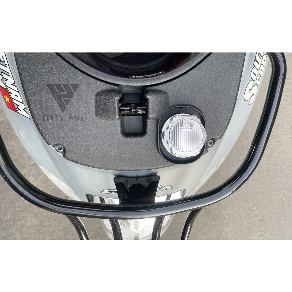 Nắp bình xăng Zelioni dành cho xe Vespa Sprint, Primavera, LX, S125, GTS, Liberty