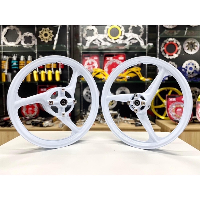 Mâm 3 đao X1R chính hãng 1.6 -1.85 gắn Winner/WinnerX