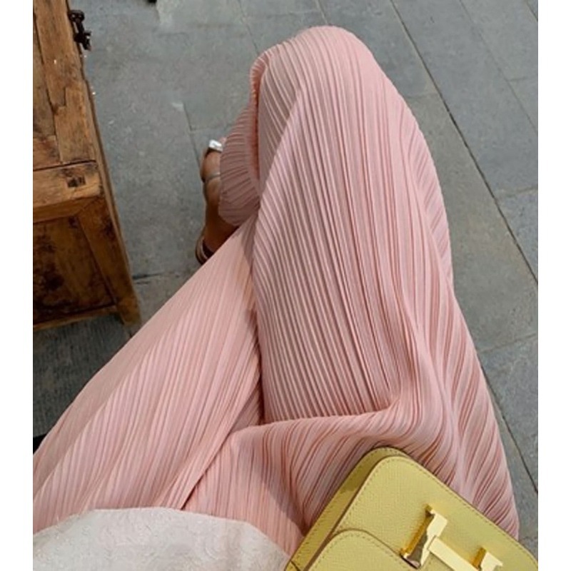 Quần form suông dài chất liệu THUN DẬP LY - KHÔNG PHẢI THUN LÒ XO, lưng chun co giãn nhiều đến 110cm cho vòng 2,3