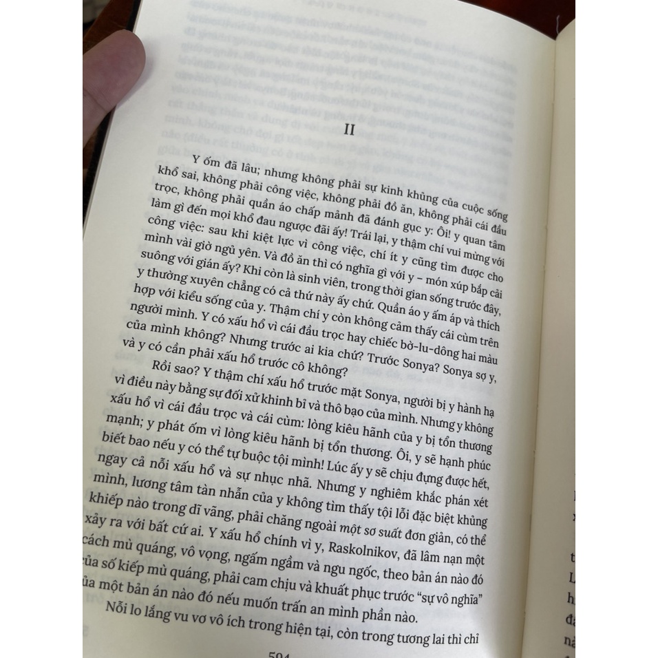 Sách (Dịch giả Thiên Lương ký tặng)- Tội Ác và Sự Trừng Phạt - Dostoevsky – lần đầu từ nguyên tác tiếng Nga (bìa cứng)