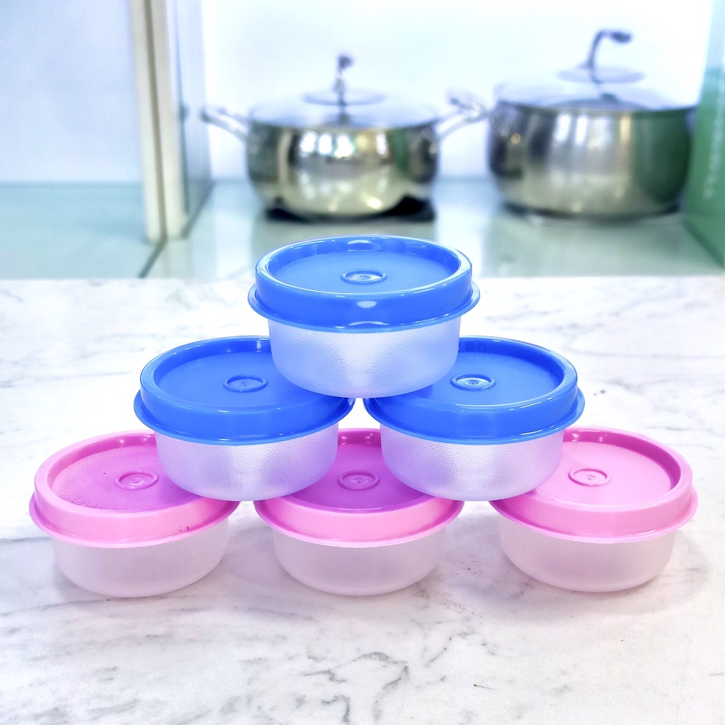 Hộp bảo quản thực phẩm Tupperware Mini Round (01 hộp màu ngẫu nhiên) - Bảo hành trọn đời - Nhựa nguyên sinh PP số 5