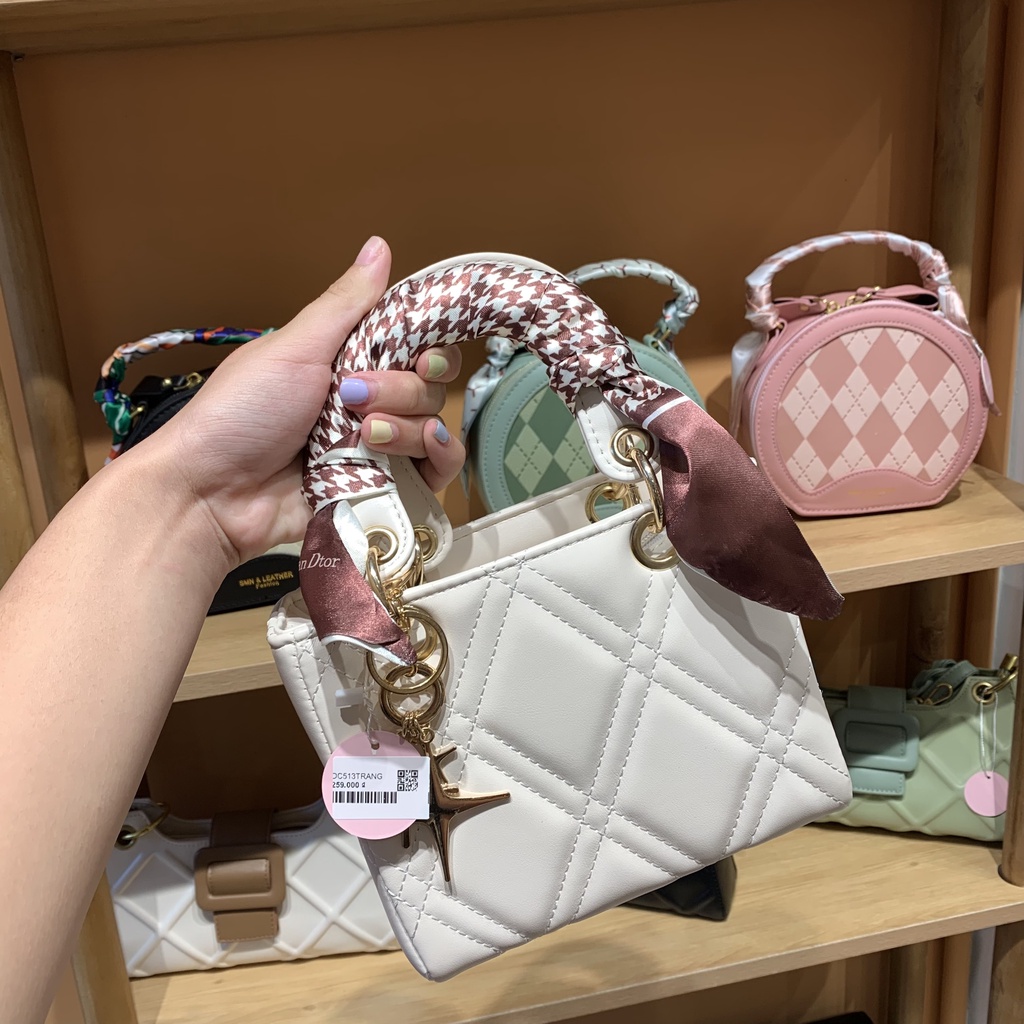 Túi đeo chéo  form vuông - Hàng loại 1 - TB.Store DC513 18x16x9 cm