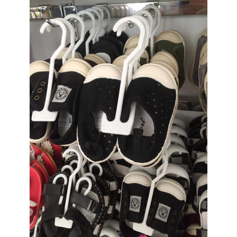 Móc Treo Dép, Tông Màu Trắng, Phụ Kiện Cho Shop