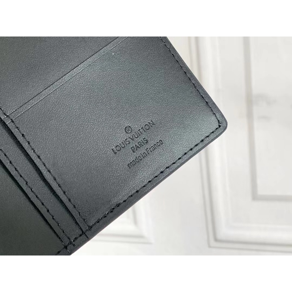 Louis VuittonLV's New Long Wallet62665