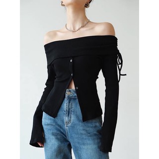 Áo len trễ vai