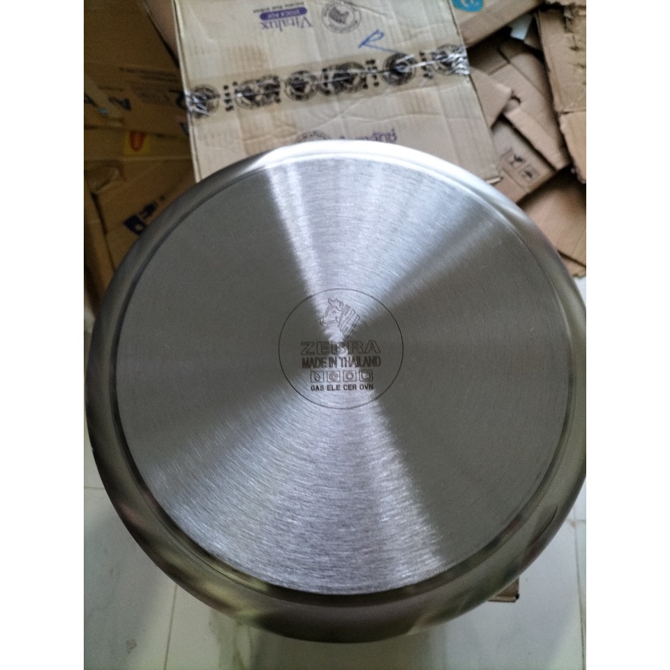 Nồi hầm 3 đáy Inox 304 Zebra Vitalux 40x25cm nắp Inox 31L - 171322 hàng nhập khẩu Thái Lan